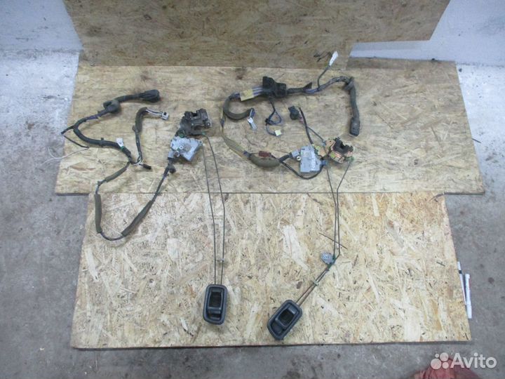 Замки дверей Ниссан Патрол Y 61