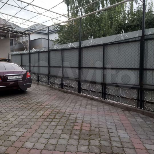 Дом 197 м² на участке 2 сот.