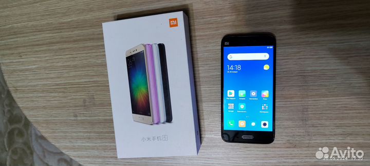 Xiaomi Mi 5, 3/64 ГБ