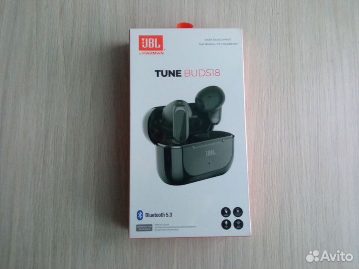 Беспроводные наушники JBL tune buds 18