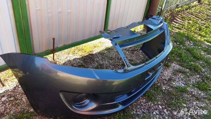 Бампер на Гранту