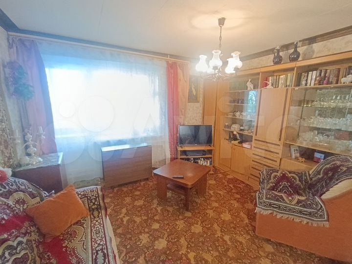 4-к. квартира, 76 м², 1/9 эт.
