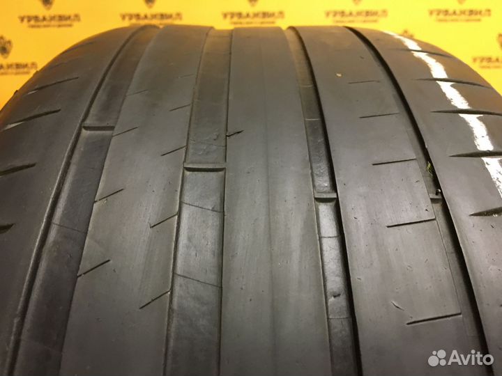 Michelin Pilot Sport 4 245/40 R18 97Y