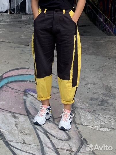 Брюки бананы с жёлтыми вставками-S