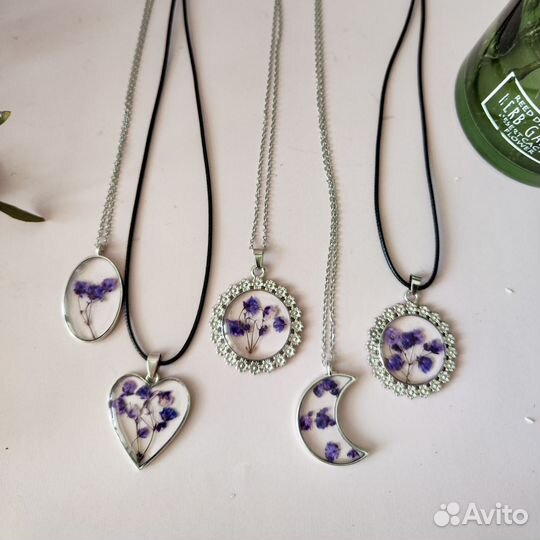 Кулон с сиренью