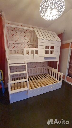 Кровать детская
