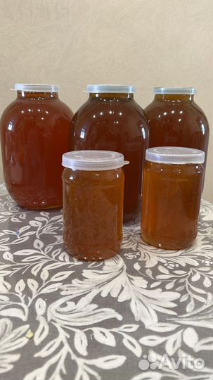 Мед собран в горах Тянь-Шаня