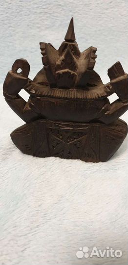 Скульптура бога острова Бали