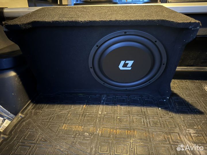 Активный сабвуфер