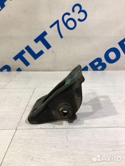 Кронштейн опоры двигателя peugeot 107 1.0 мт