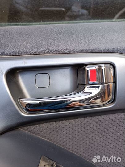 Kia Cerato 2 ручка правой двери