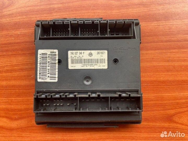 Блок комфорта Vw Transporter T5 AXE 2005