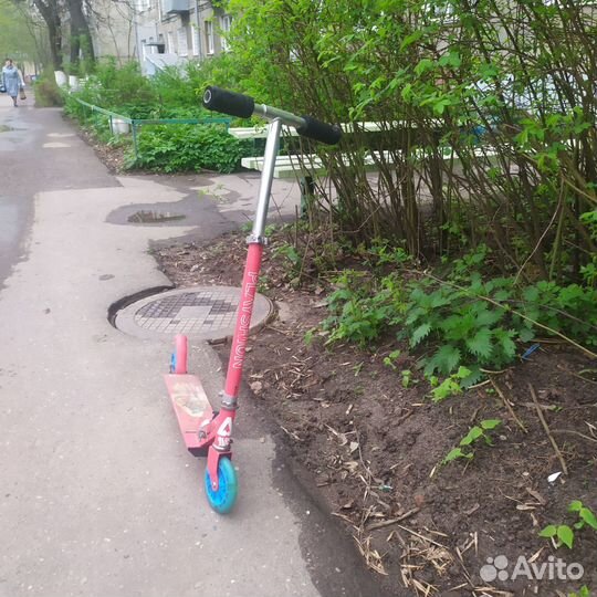 Самокат-снегокат