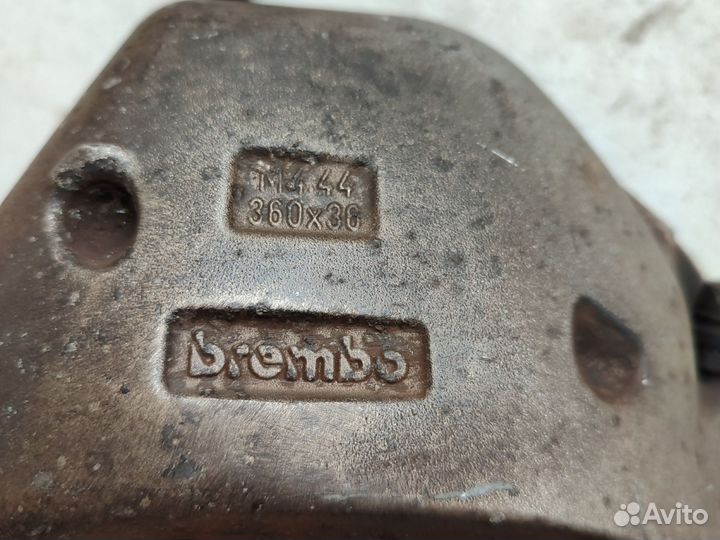 Передние тормоза mercedes w 218