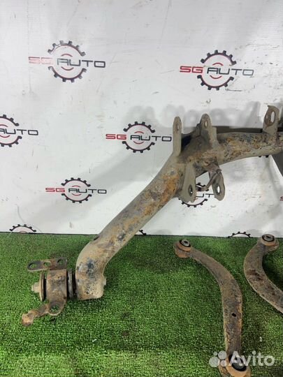 Рычаг задний Toyota Celica ZZT231 2ZZ-GE 2000