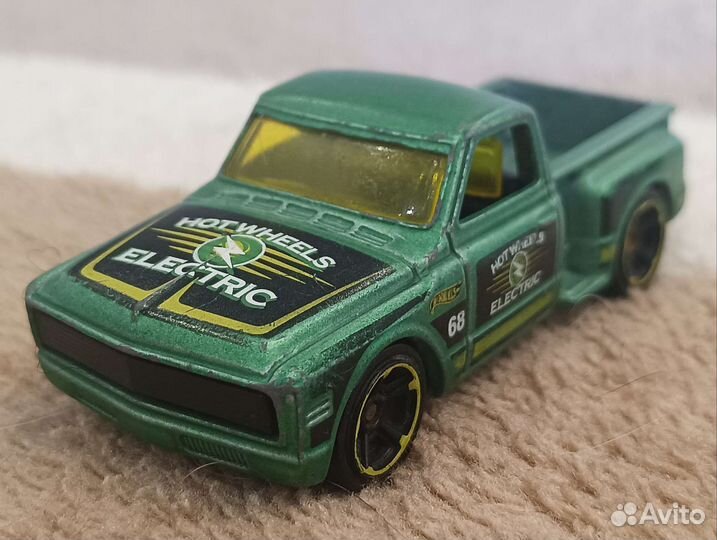 Hot Wheels модель автомобиля пикап