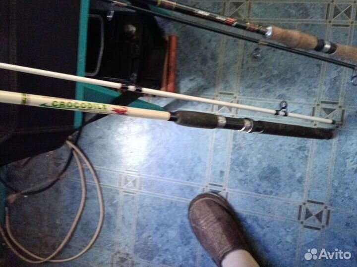 Набор спиннингов в тубусе