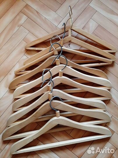 Вешалки плечики деревянные