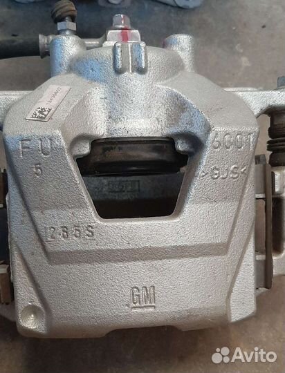 Chevrolet Cruze суппорт передний