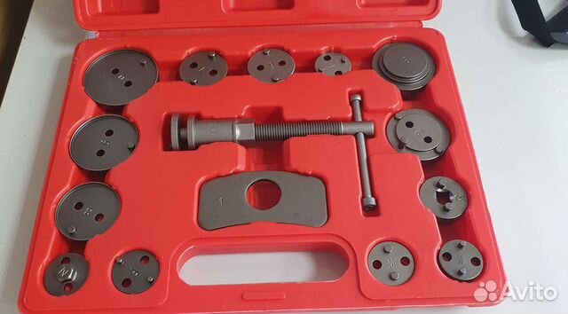 Набор инструментов сведения тормозных цилиндров
