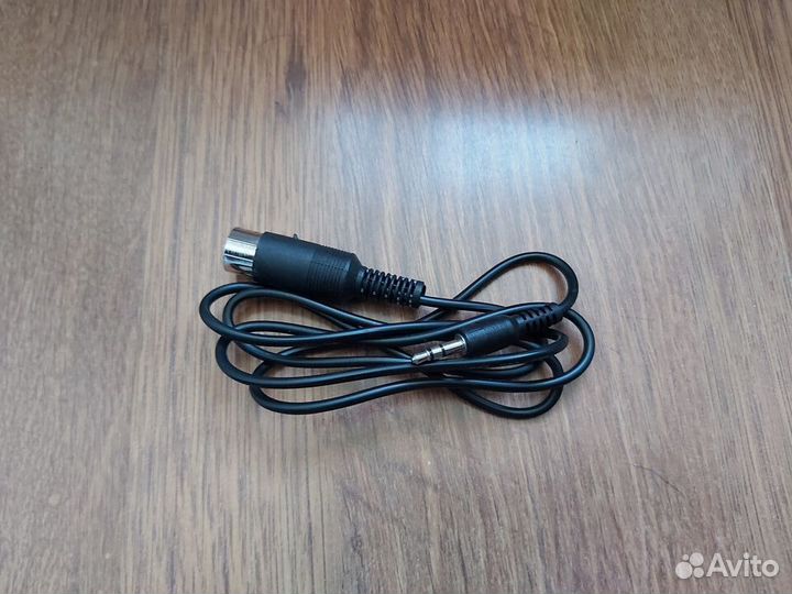 Кабель аудио для усилителя СССР Jack3.5 - 5DIN 1м