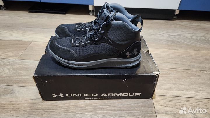 Under armour кроссовки Charged Bandit Trek 2