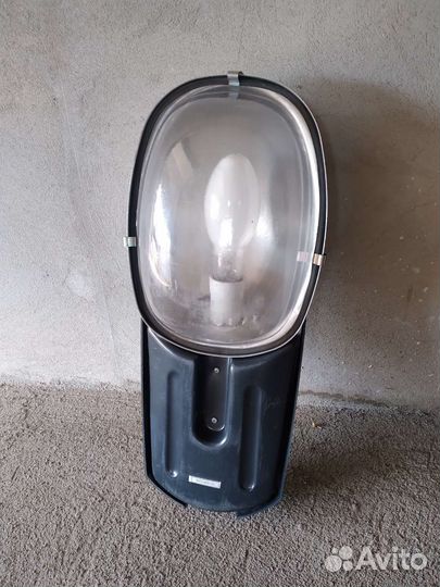 Фонарь уличный