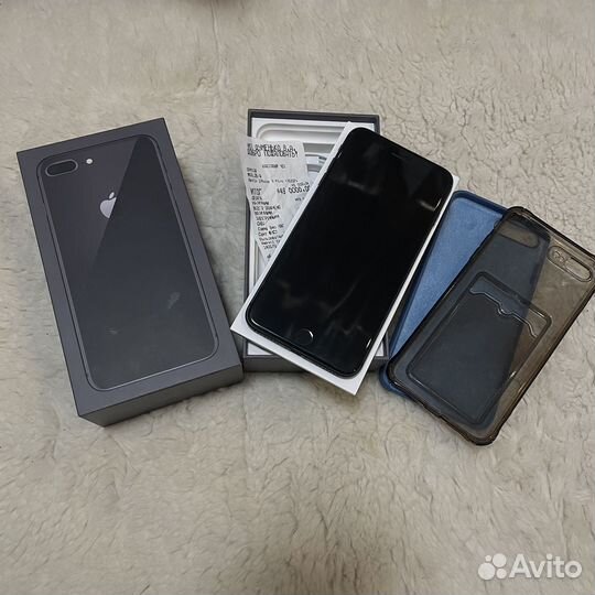 iPhone 8 Plus, 64 ГБ