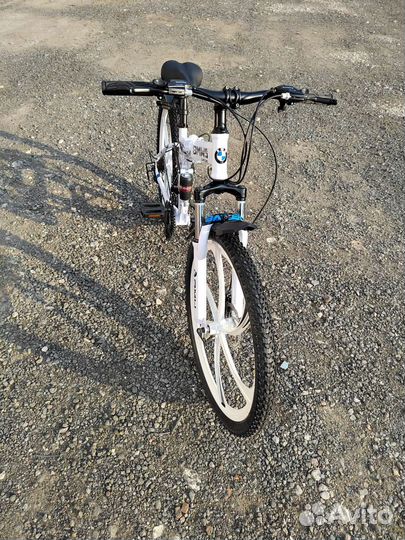 Велосипед BMW