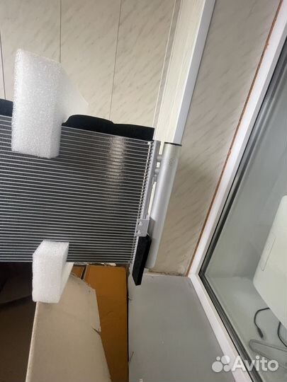 Запчасти на kia stinger радиатор кондиционера