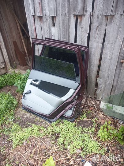 Запчасти на ваз priora бу двери