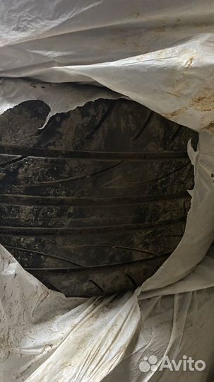 Yokohama Advan Fleva V701 215/45 R17