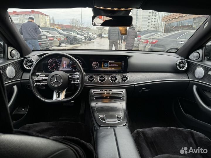 Mercedes-Benz E-класс 2.0 AT, 2016, 300 000 км