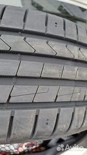 Hankook Ventus Prime 4 K135 215/45 R16 90V