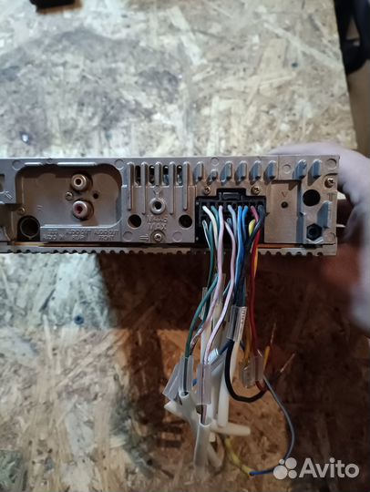 Кассетная автомагнитола sony