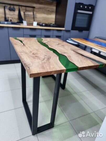 Столы из эпоксидной смолы от производителя