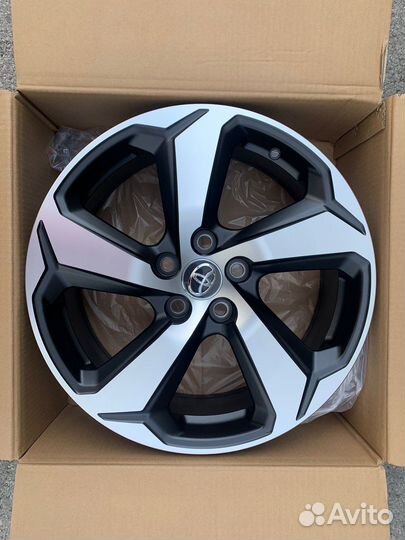 7х18 5х114,3 ет35 60.1 Toyota RAV4