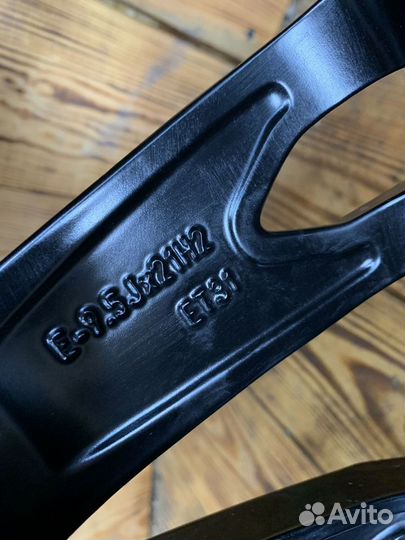 Оригинальные колеса на Audi Q7 4M