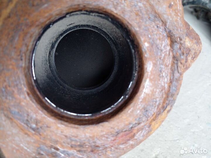 Катализатор Toyota Land Cruiser 200 4.5 2011г