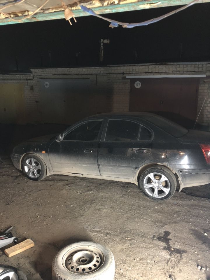 Hyundai Elantra: фото владельца