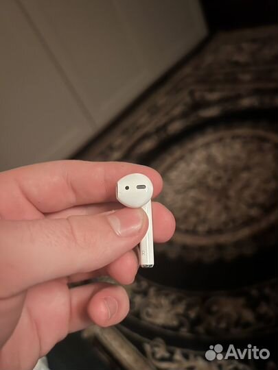 Apple AirPods 2