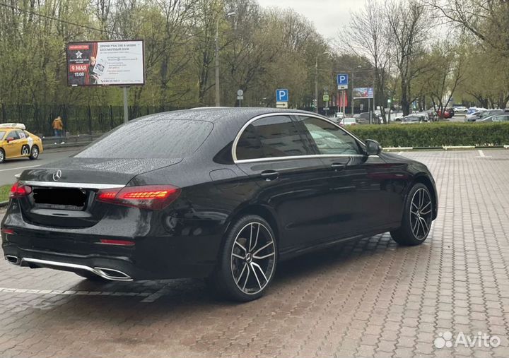 Водитель-сменщик в бизнес класс выплата ежедневно