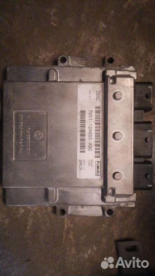 Блок управления двс 2.0 Форд Фокус 2 (ESU-411)