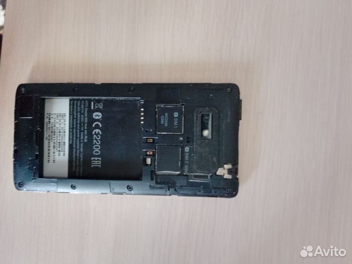 Телефон HTC