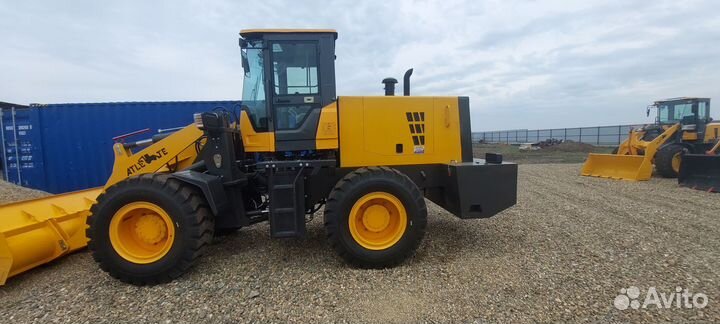 Фронтальный погрузчик BIZON 933, 2023