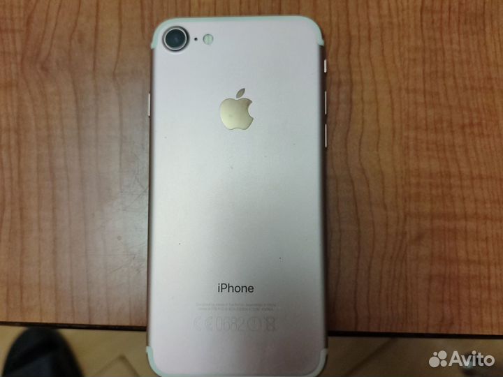iPhone 7, 32 ГБ