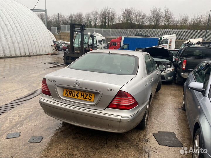 Разбор на запчасти Mercedes S W220
