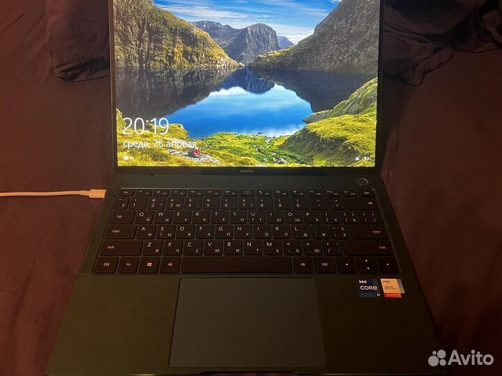 Huawei mate book 10 pro