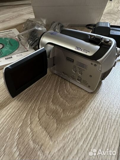 Видеокамера panasonic SDR-H20