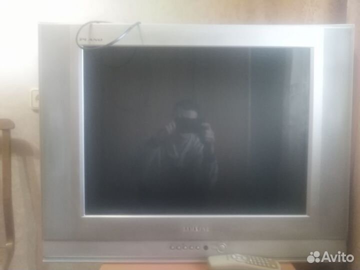 Продам телевизор